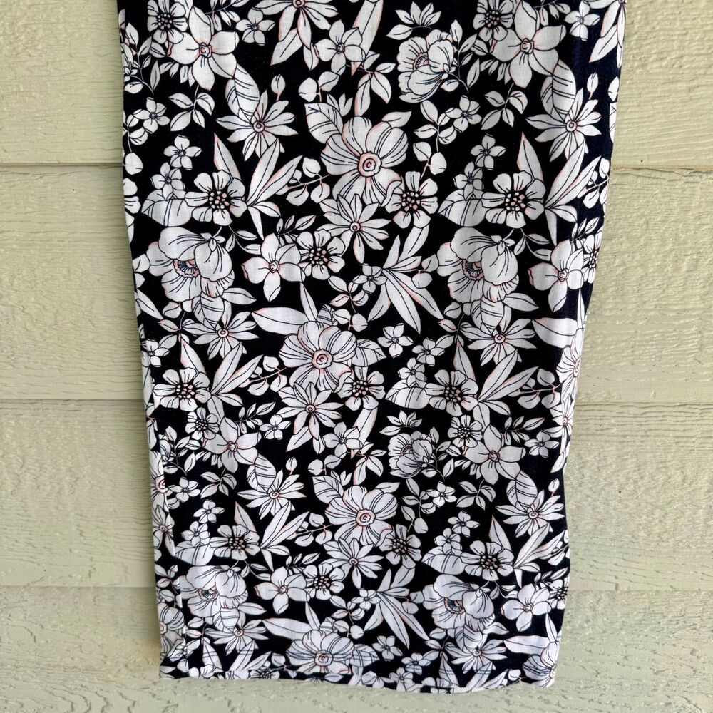 Forever 21 Floral Print Bodycon Dress - Picture 4 of 7